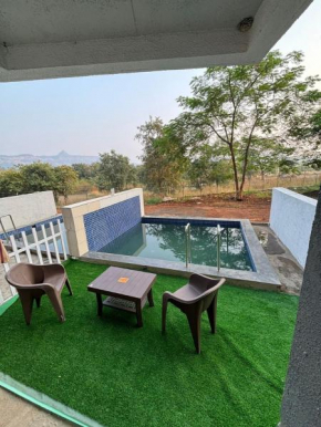 Ivy Bliss Studio with Private Pool, B 09, Karjat
